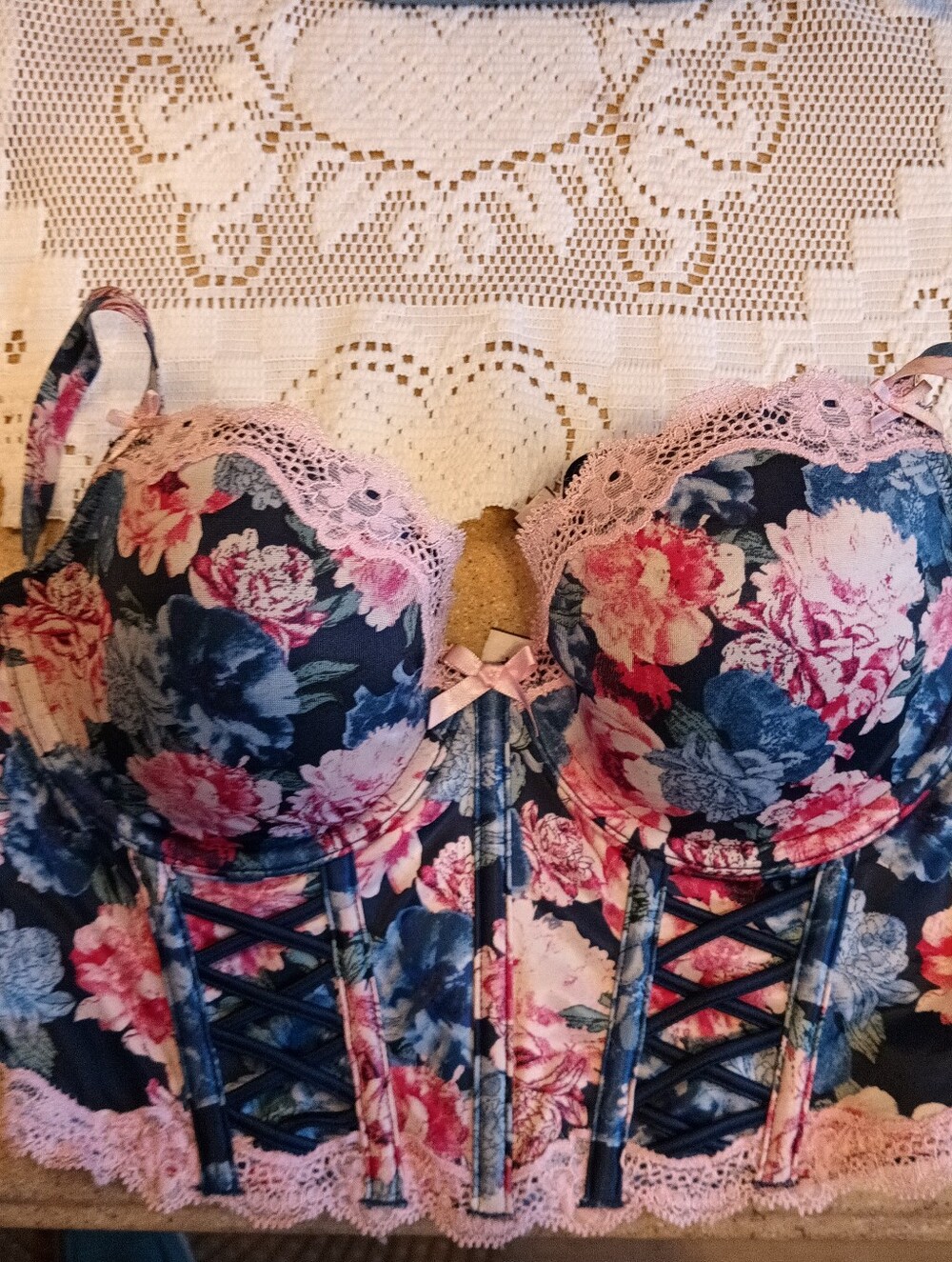 Victoria's Secret Floral Lace Bustier in Navy & Pink Size 32 Dream Angels